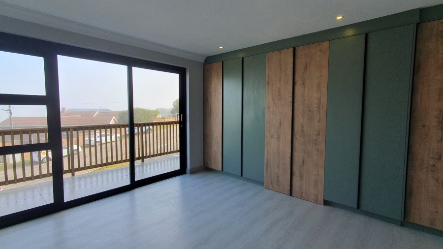 3 Bedroom Property for Sale in Dana Bay Western Cape